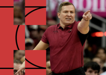 T.J. Otzelberger: The essential facts on this coach.