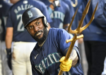 Who is Randy Arozarenas Wife? Get the Full Scoop on His Family Life