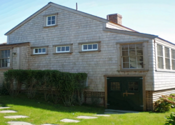 Bill Belichick Nantucket House Sconset:  Get a Peek Inside His Place
