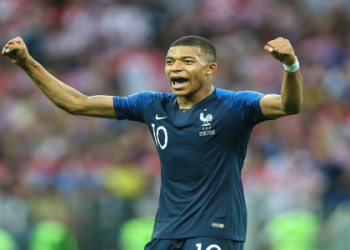 Iran vs Japan Predictions: Easy Guide! Whos Likely to Win Big?