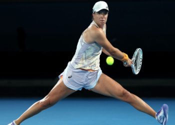 Betting Tips for Azarenka vs Sakkari: Which Player Will Come Out on Top Today