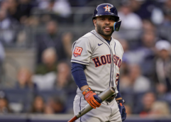 Yankees vs Houston Astros: Who Crushed It? Dive into the Player Stats Now!