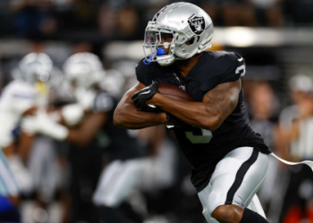 Should I Pick Up Kyler Murray?  Weighing the Pros and Cons for Your Fantasy Team!