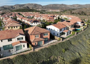 Where Does Randy Orton Live? Discover the Vipers Real-Life Residence!