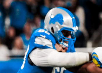 Need a QB? Should You Start Jared Goff or Justin Fields This Season?