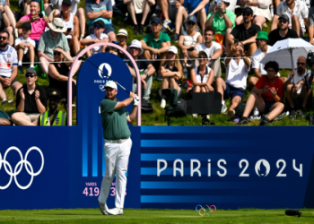 Xander Schauffele Caddy: Meet the Man on the Bag now