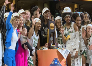 Whats the Kim Mulkey transfer impact? Learn how the team changes.