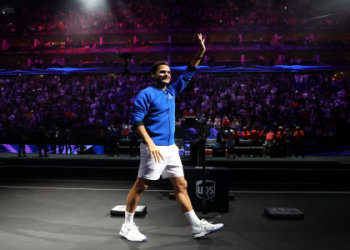 How much is Martina Navratilova net worth? Find out the tennis legends surprising financial details today.