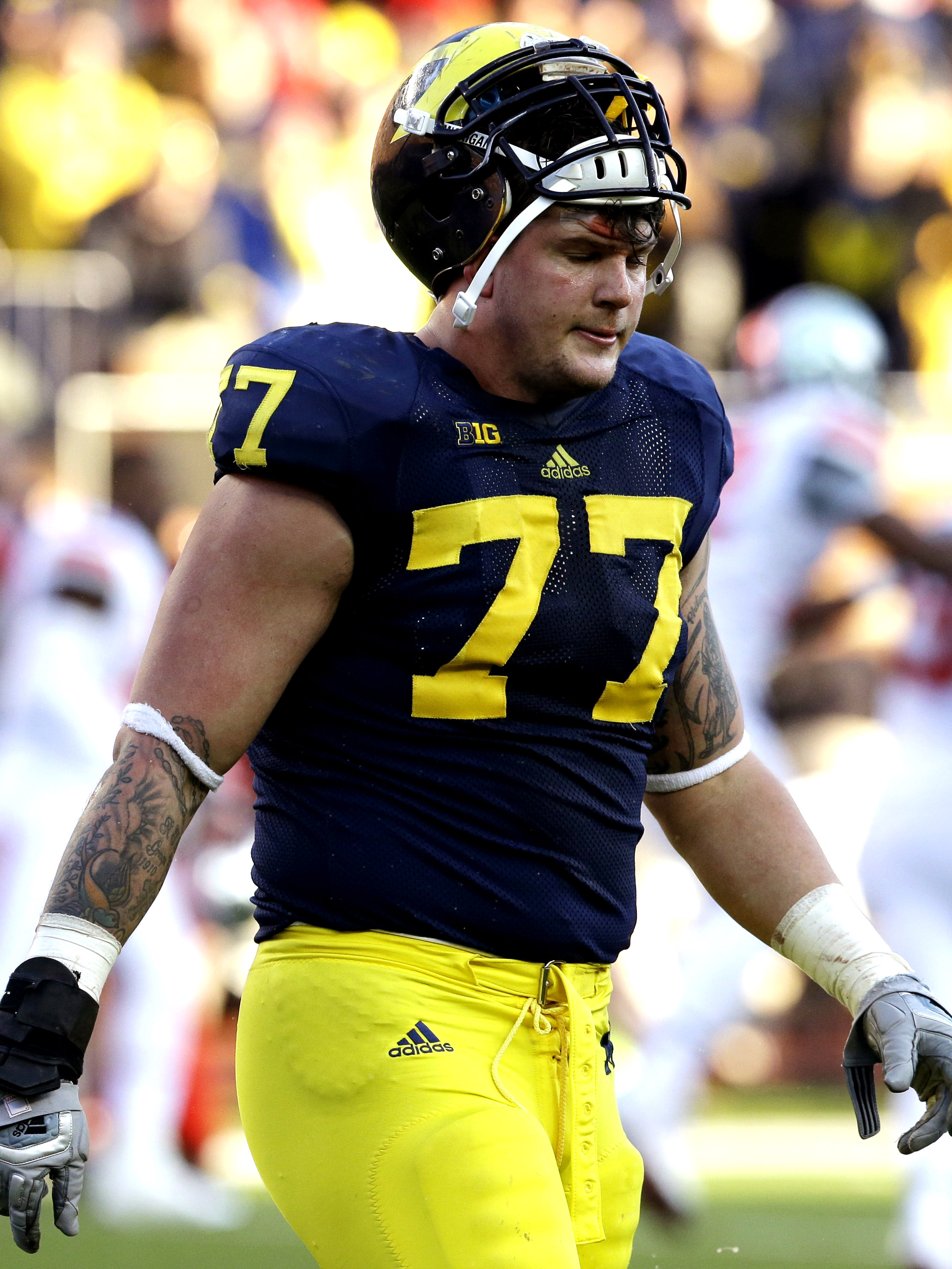 Understanding Taylor Lewan career earnings: A simple guide to his total football income.