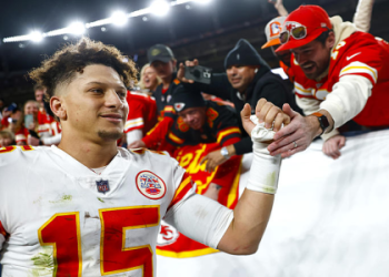 Mahomes Net Worth: Discover How He Makes and Spends His Money